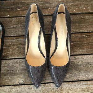 Nine West Women's Gray 4" heel